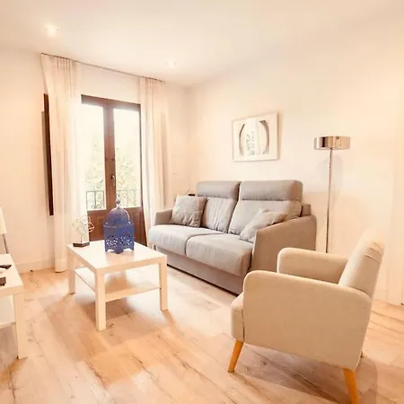 Apartment Torre De La Vela 1 *