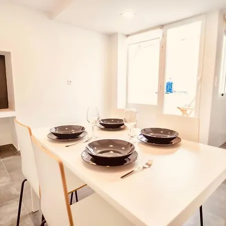 Apartamento Torre De La Vela 1 *